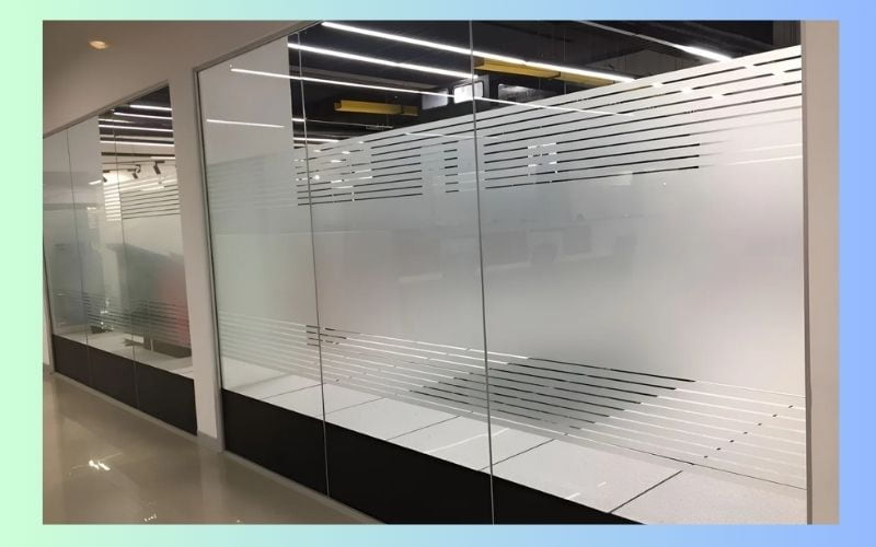 Decal mờ kết hợp line nghệ thuật
